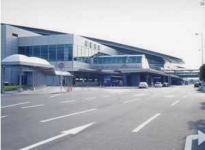 広島空港ターミナルビルの写真