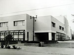 三原市立図書館完成