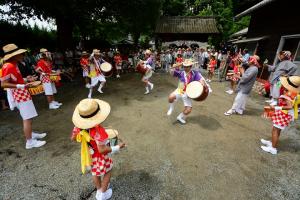 宗郷町太鼓踊り