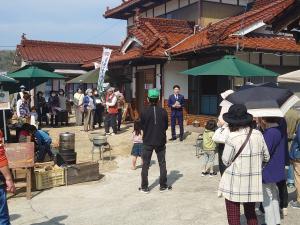 郷(さと)の市