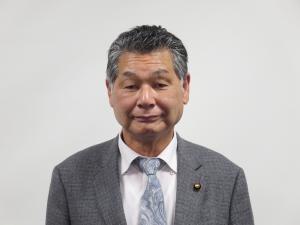岡議員の写真