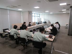 令和６年度審議会の様子