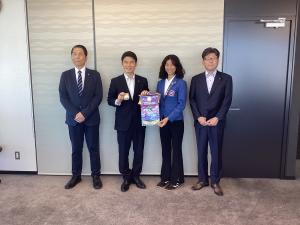 表敬訪問
