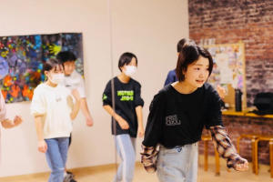 ダンス(Studio Feeling)