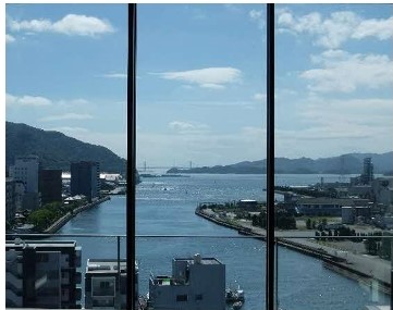 三原市役所本庁舎６階風景
