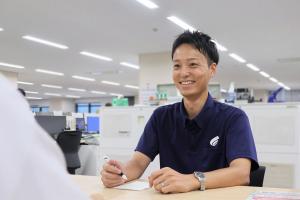 一般事務職　窓口対応の様子