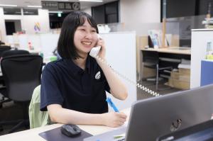 一般事務職　電話対応の様子