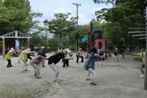 ストレッチ中の写真