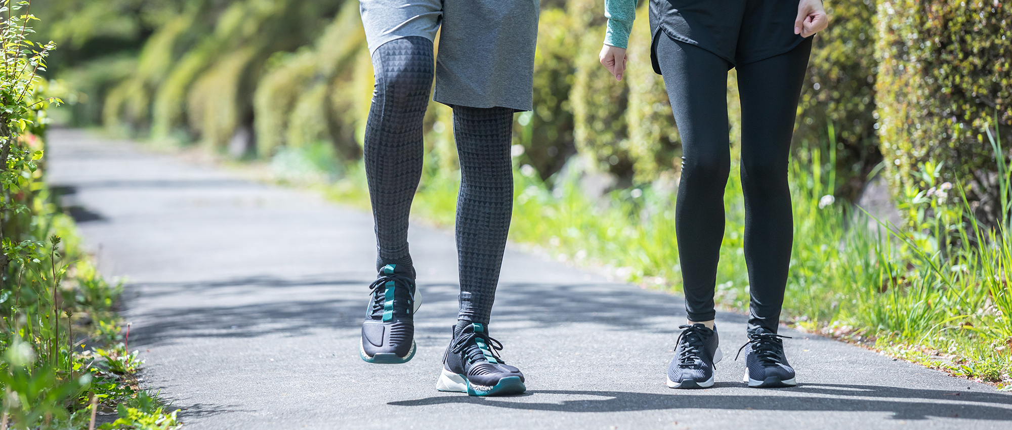 ウォーキング足元の画像