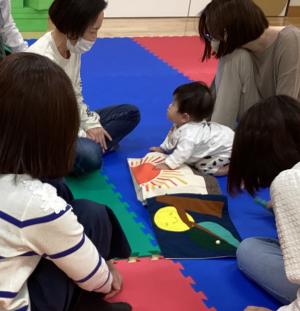 はらぺこあおむしであそぶ