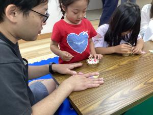 親子で作成中