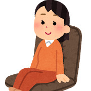 座っている女性