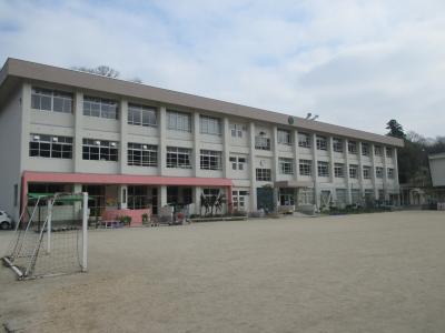 沼田西小学校　校舎
